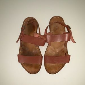 Tan strappy sandals
